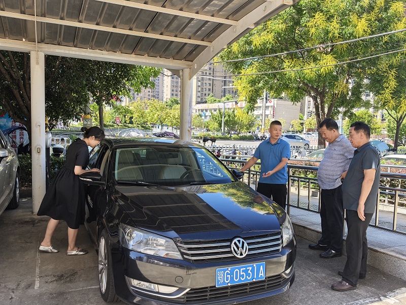 <a href="./xwzx/gzdt/202608/t20260826_780459.html">实地勘验研判车况 规范公车处置流程</a>